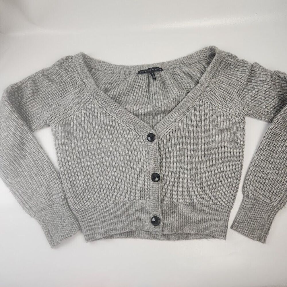 White House Black Market Grey Cropped Cardigan Sweater Sz M Ruched Shoulders
